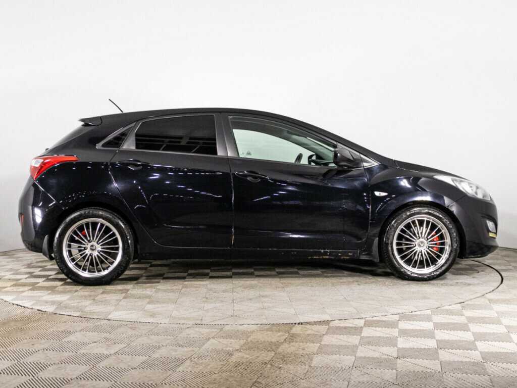 Купить Hyundai i30 с пробегом. Фото: #3