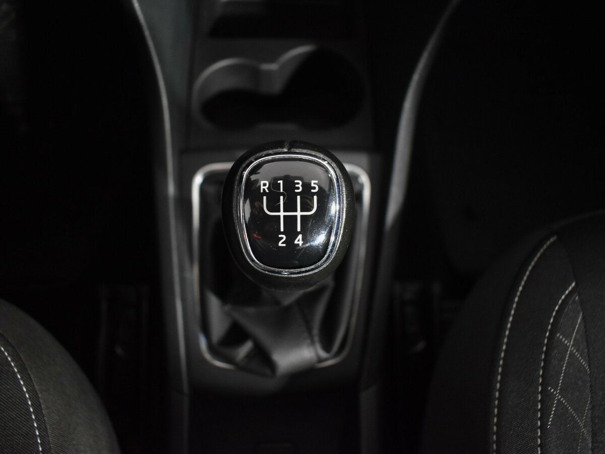 Купить Skoda Rapid с пробегом. Фото: #17