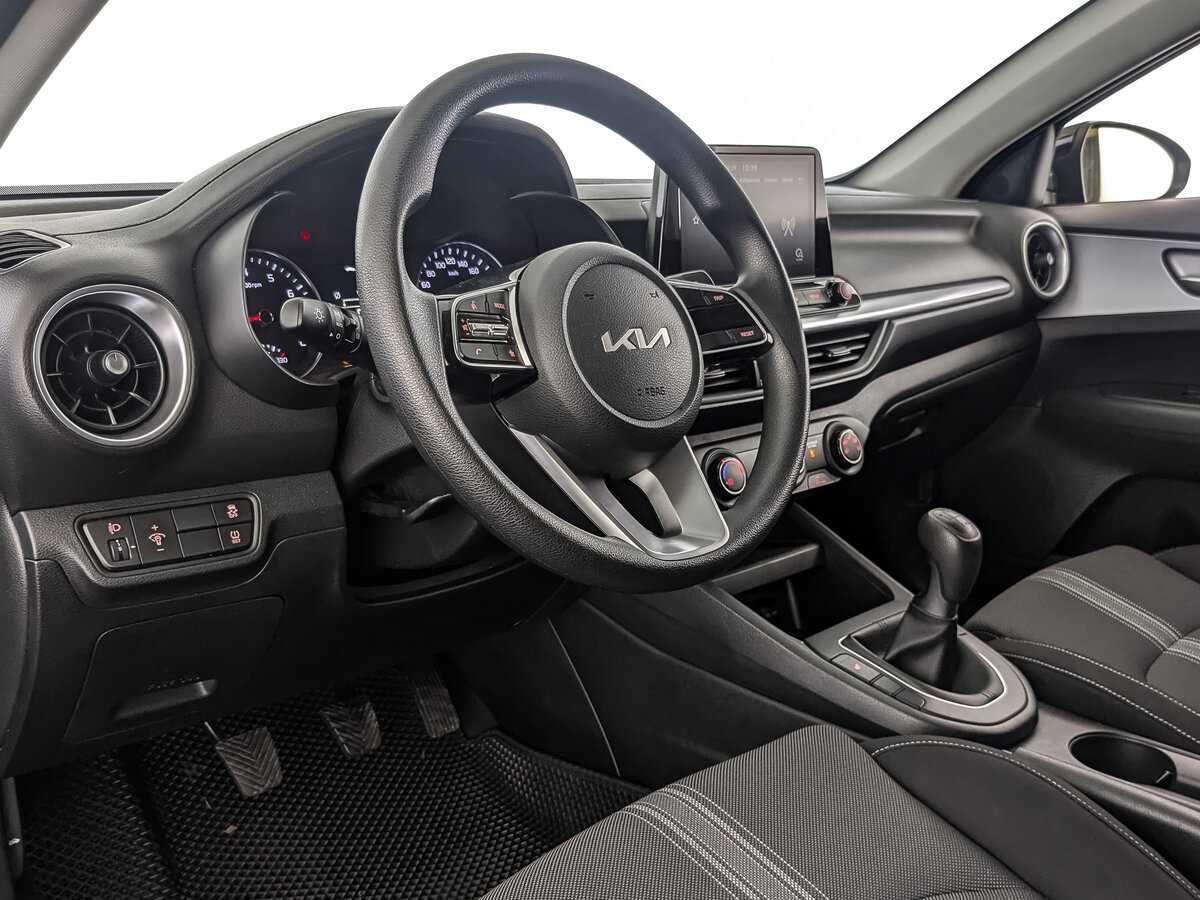 Купить Kia Cerato с пробегом. Фото: #14