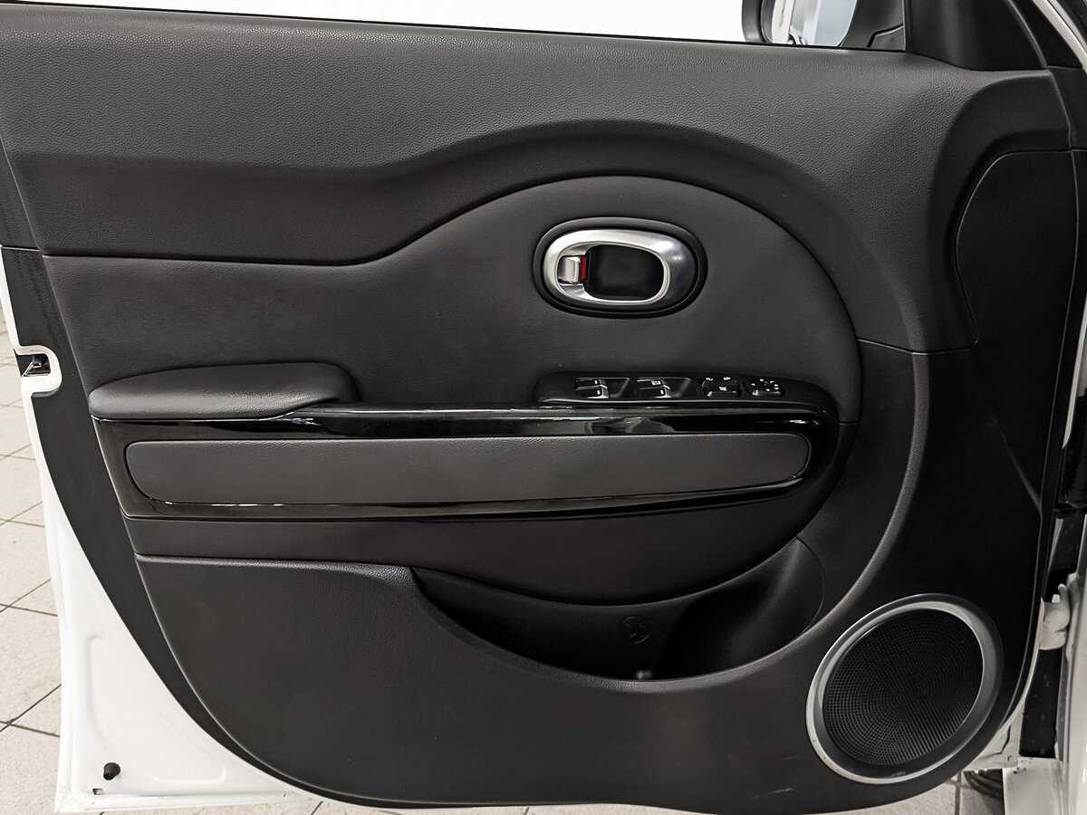 Купить Kia Soul с пробегом. Фото: #18