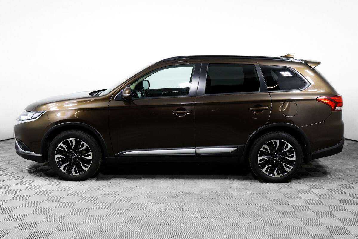 Купить Mitsubishi Outlander с пробегом. Фото: #7