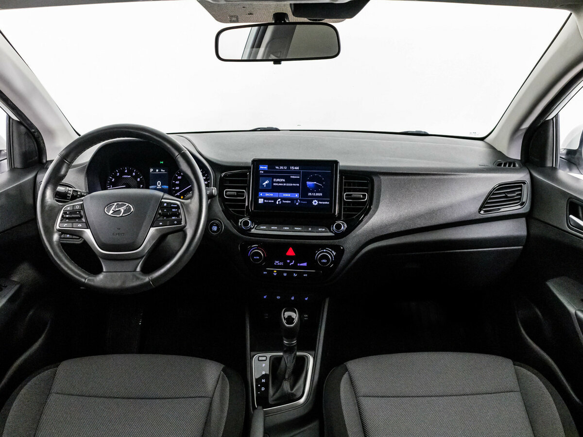 Купить Hyundai Solaris с пробегом. Фото: #7