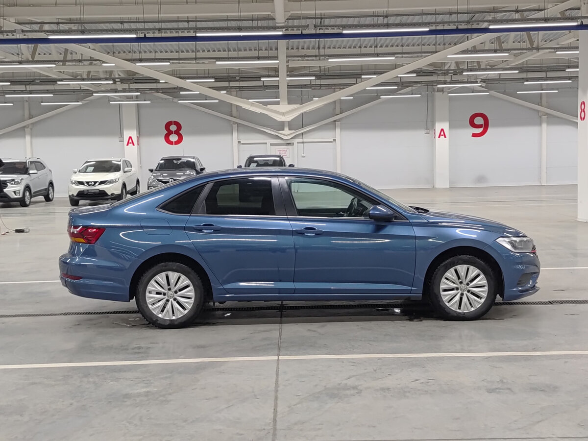 Купить Volkswagen Jetta с пробегом. Фото: #3