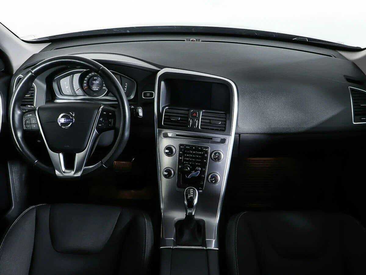 Купить Volvo XC60 с пробегом. Фото: #11