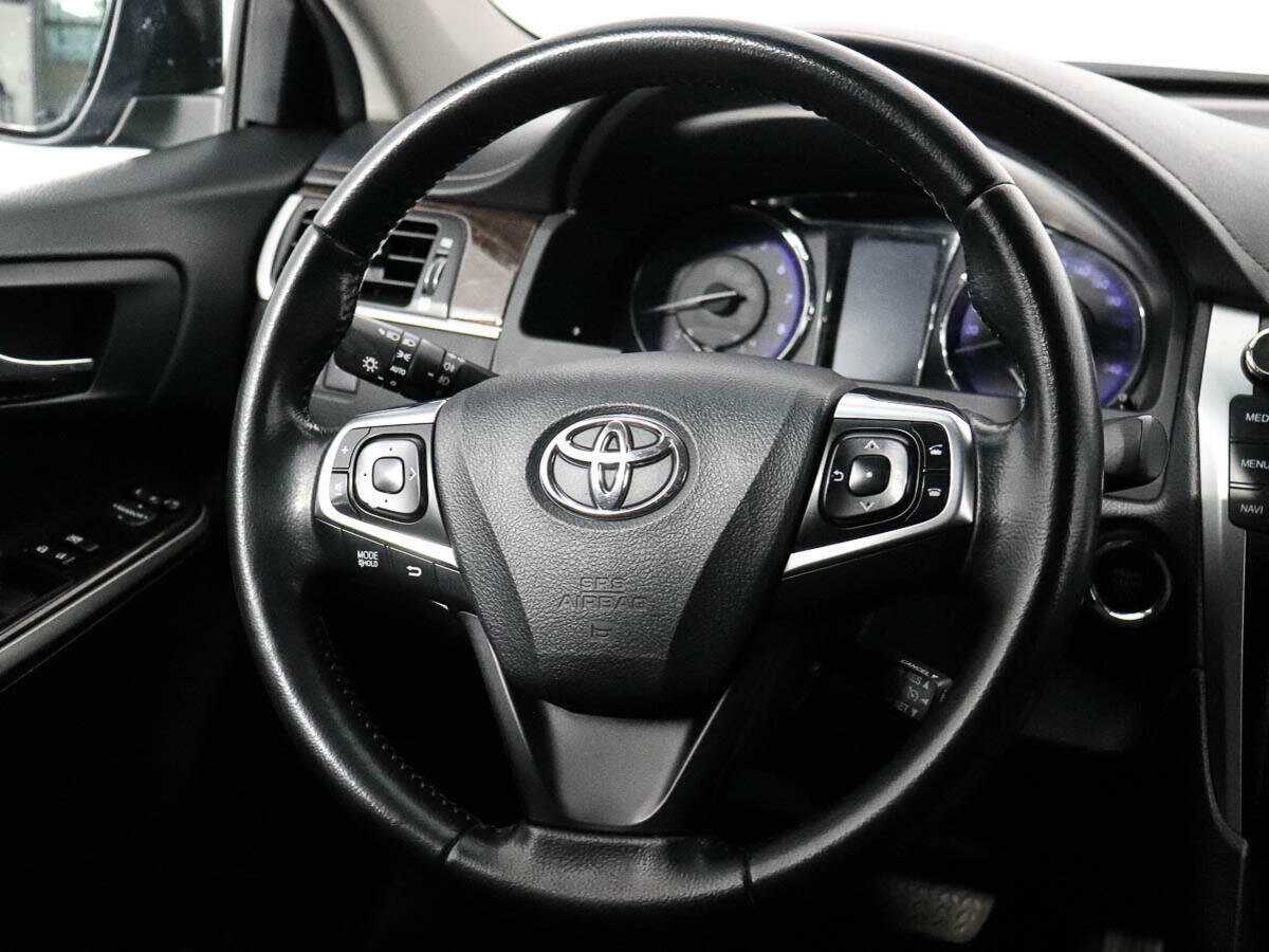 Купить Toyota Camry с пробегом. Фото: #14
