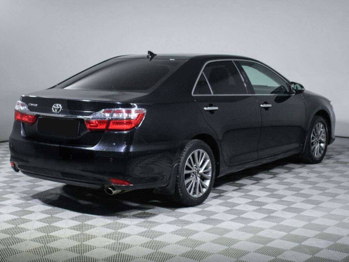 Купить Toyota Camry с пробегом. Фото: #4