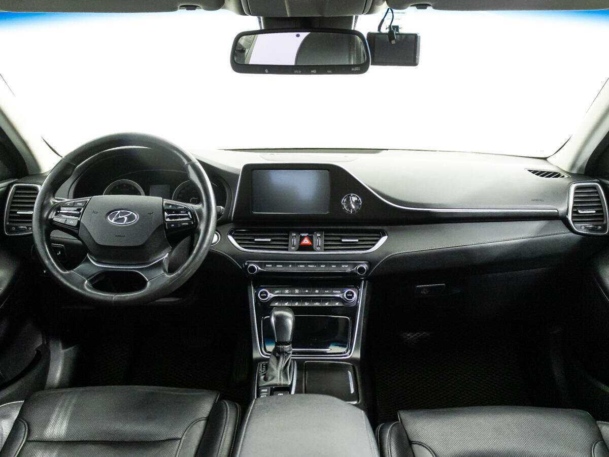 Купить Hyundai Grandeur с пробегом. Фото: #12