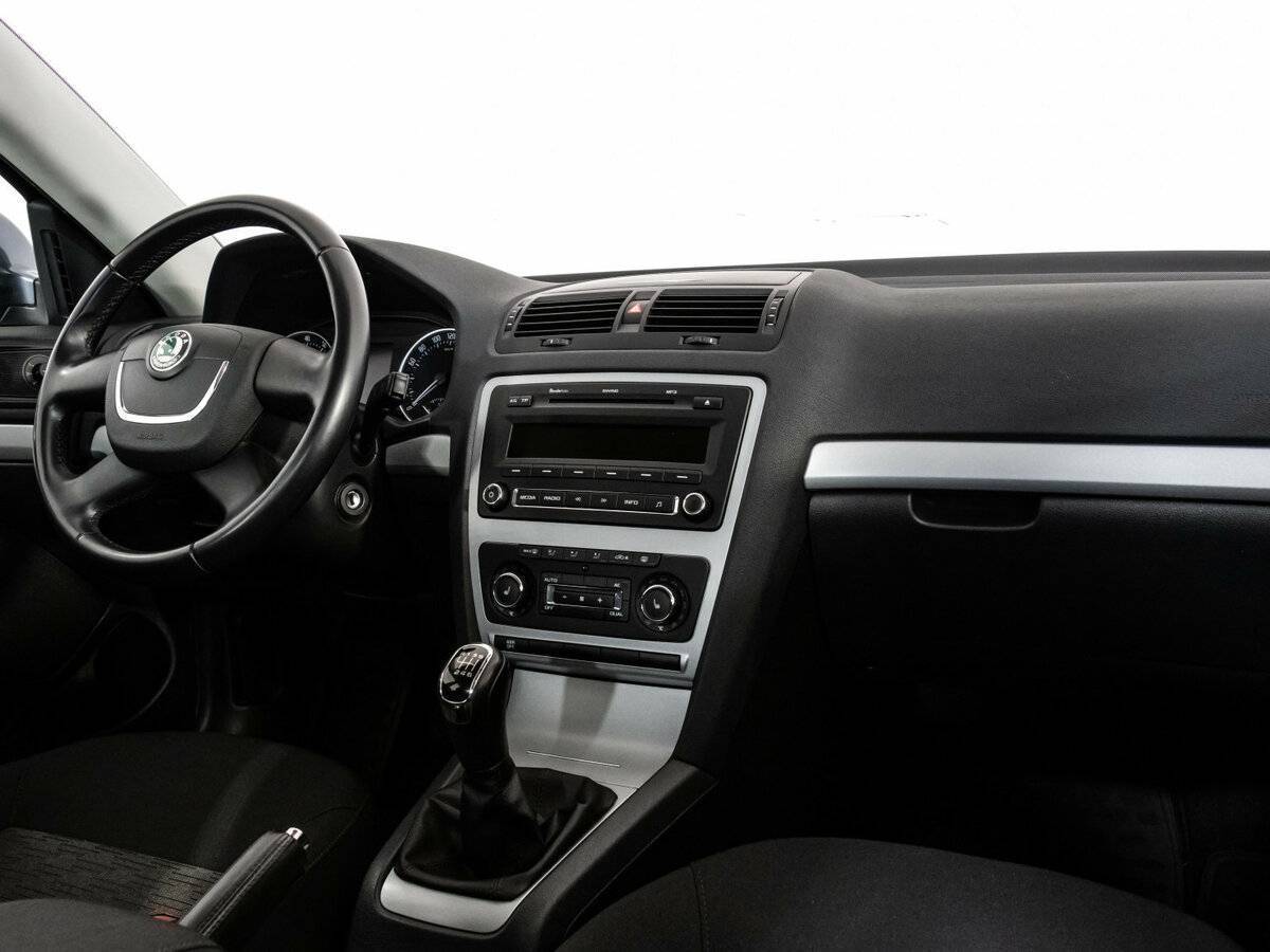 Купить Skoda Octavia с пробегом. Фото: #6