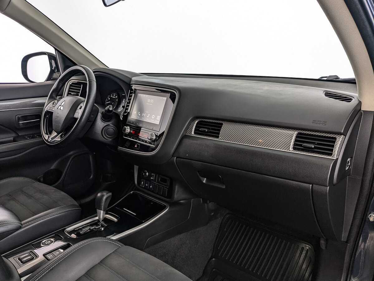 Купить Mitsubishi Outlander с пробегом. Фото: #8
