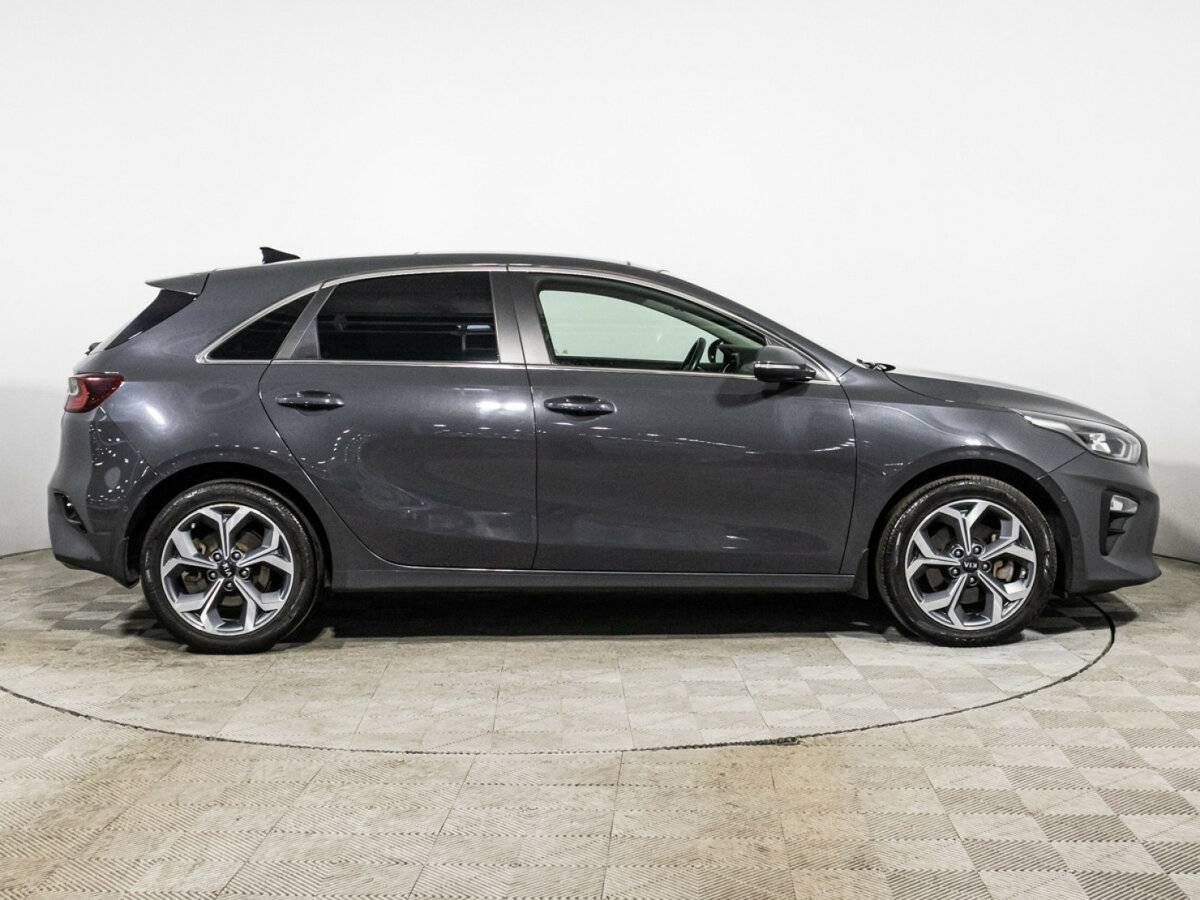 Купить Kia Ceed с пробегом. Фото: #3