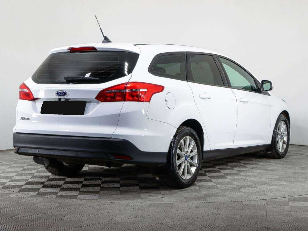 Купить Ford Focus с пробегом. Фото: #4