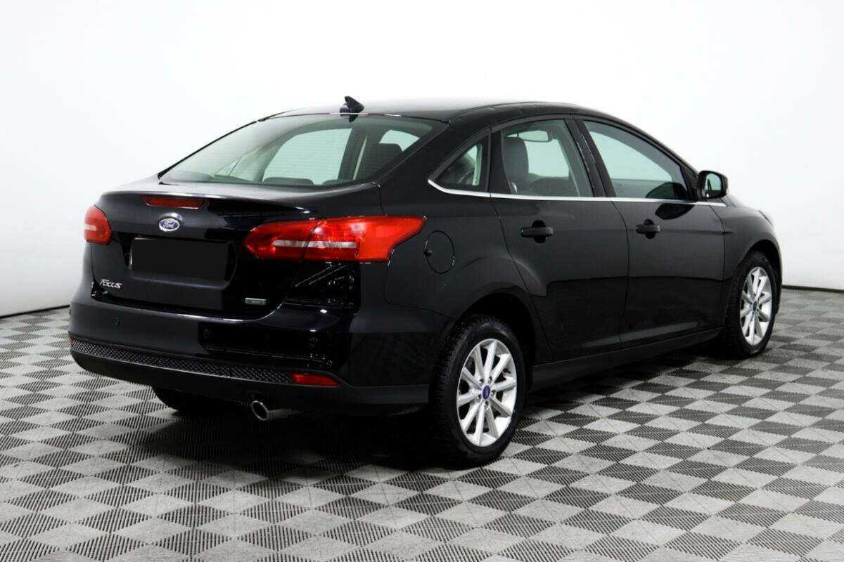 Купить Ford Focus с пробегом. Фото: #4