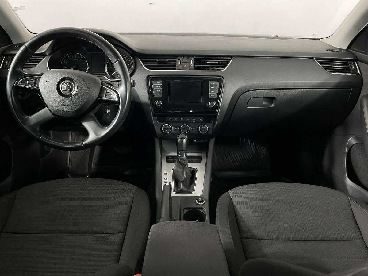 Купить Skoda Octavia с пробегом. Фото: #6