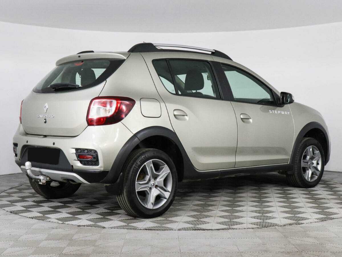 Купить Renault Sandero с пробегом. Фото: #4
