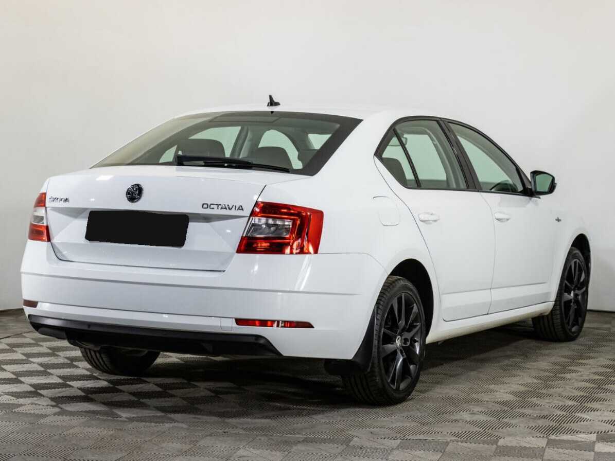 Купить Skoda Octavia с пробегом. Фото: #3