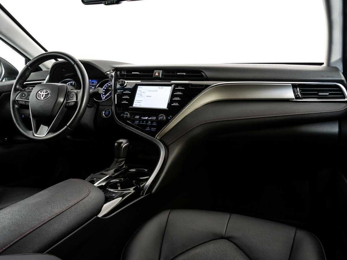 Купить Toyota Camry с пробегом. Фото: #6