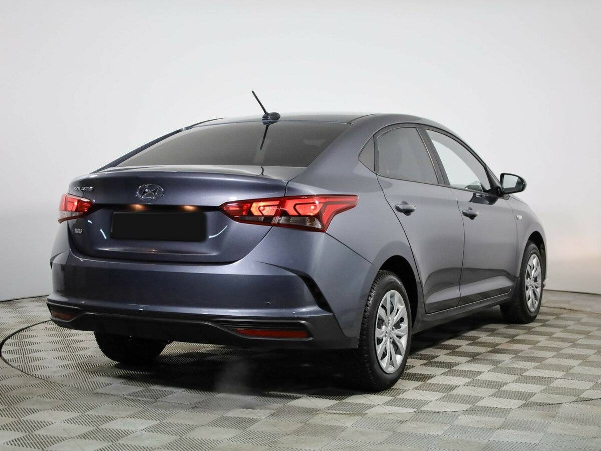 Купить Hyundai Solaris с пробегом. Фото: #3