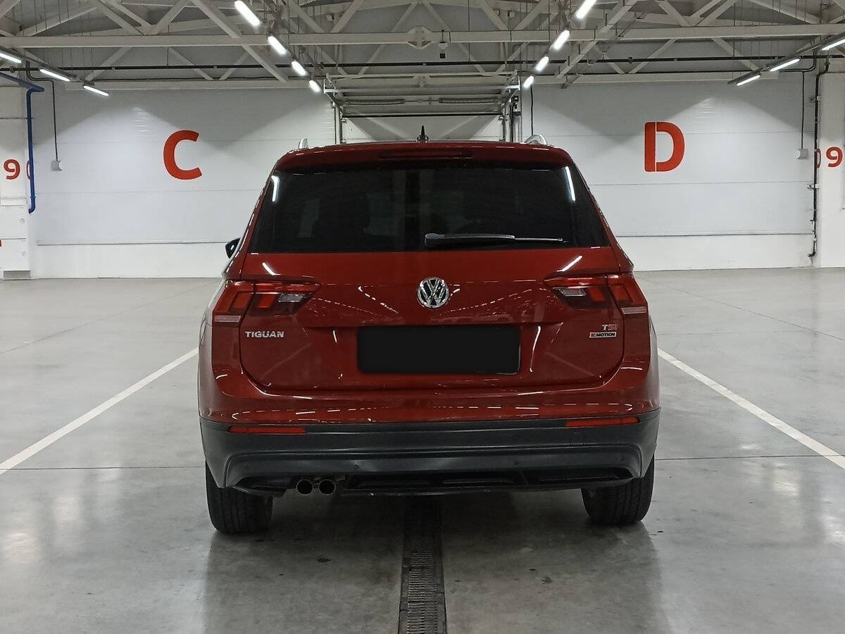 Купить Volkswagen Tiguan с пробегом. Фото: #5