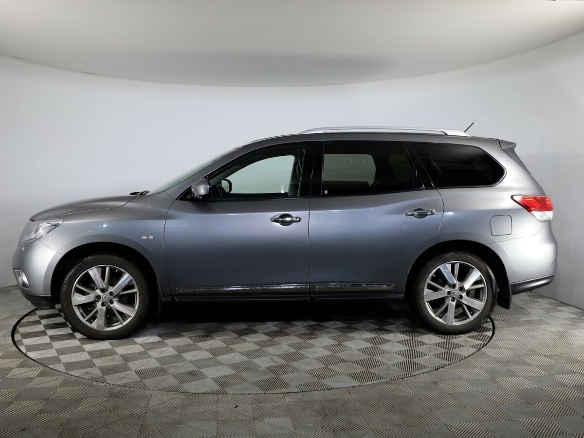 Купить Nissan Pathfinder с пробегом. Фото: #1