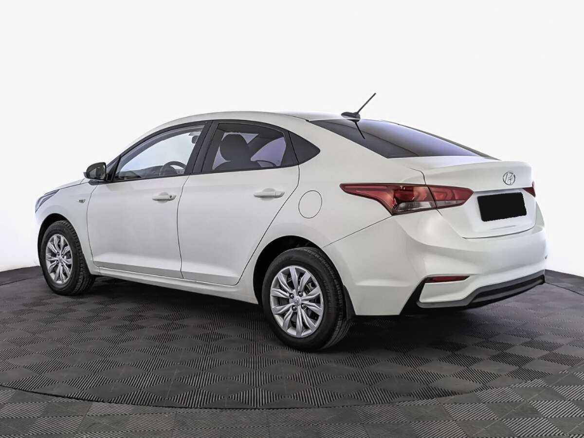 Купить Hyundai Solaris с пробегом. Фото: #6