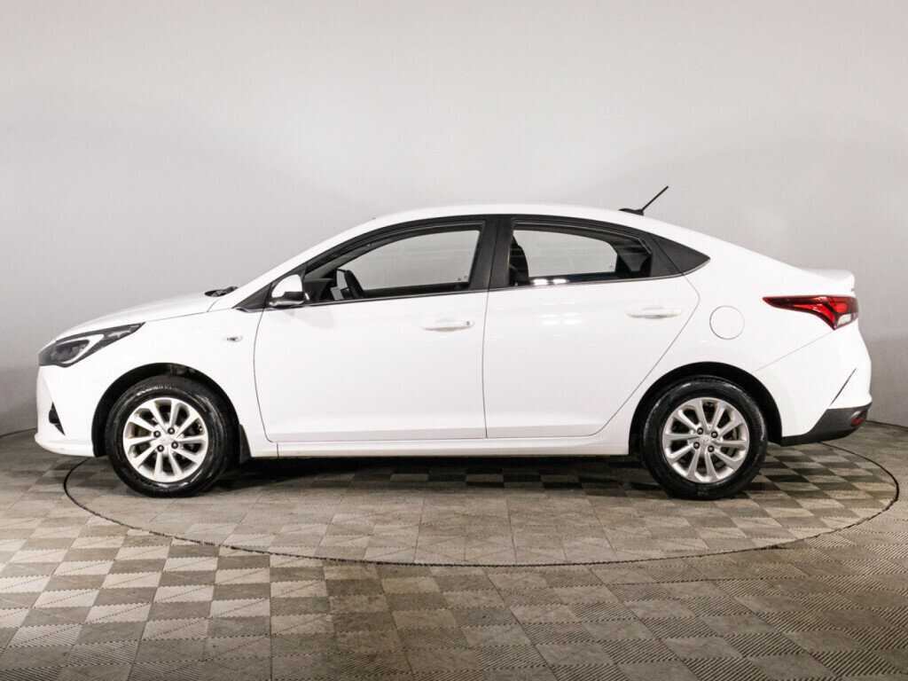Купить Hyundai Solaris с пробегом. Фото: #7