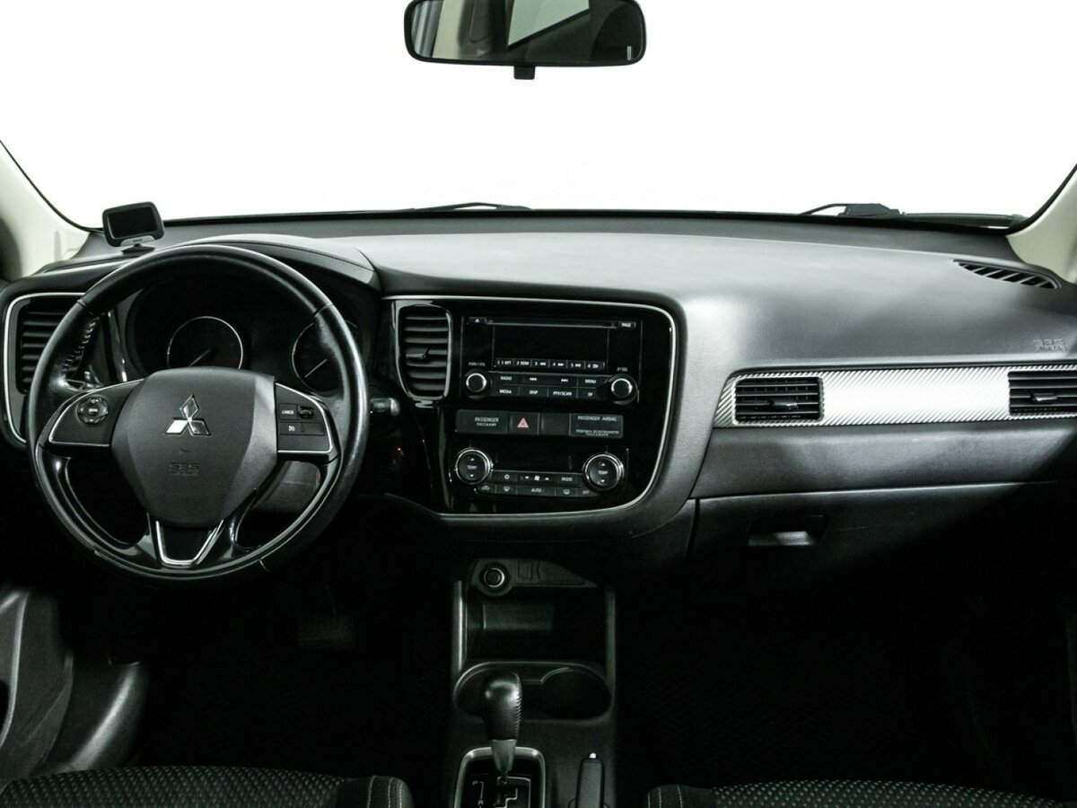 Купить Mitsubishi Outlander с пробегом. Фото: #12