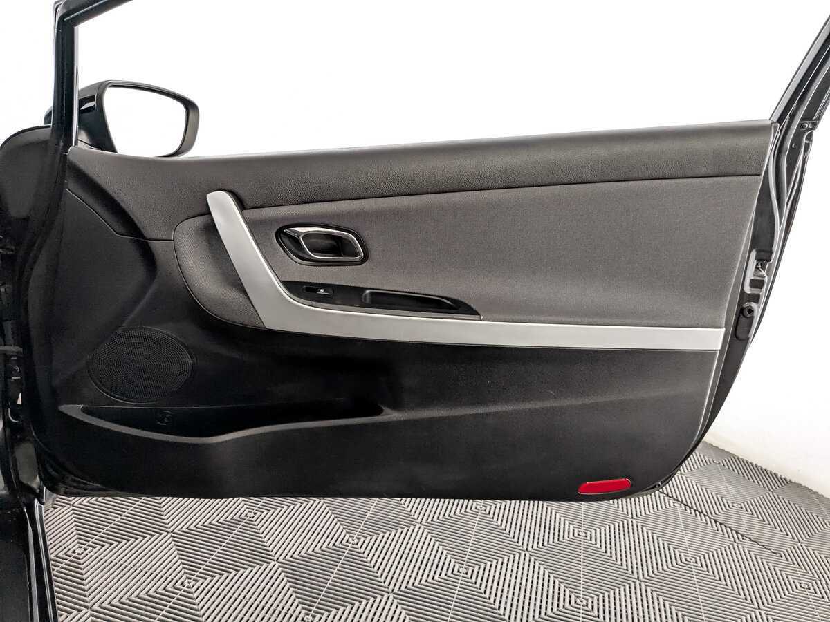 Купить Kia Ceed с пробегом. Фото: #23