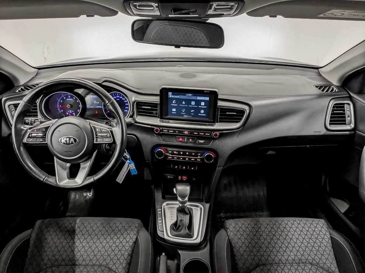 Купить Kia Ceed с пробегом. Фото: #13