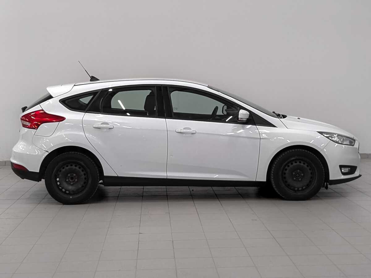 Купить Ford Focus с пробегом. Фото: #3