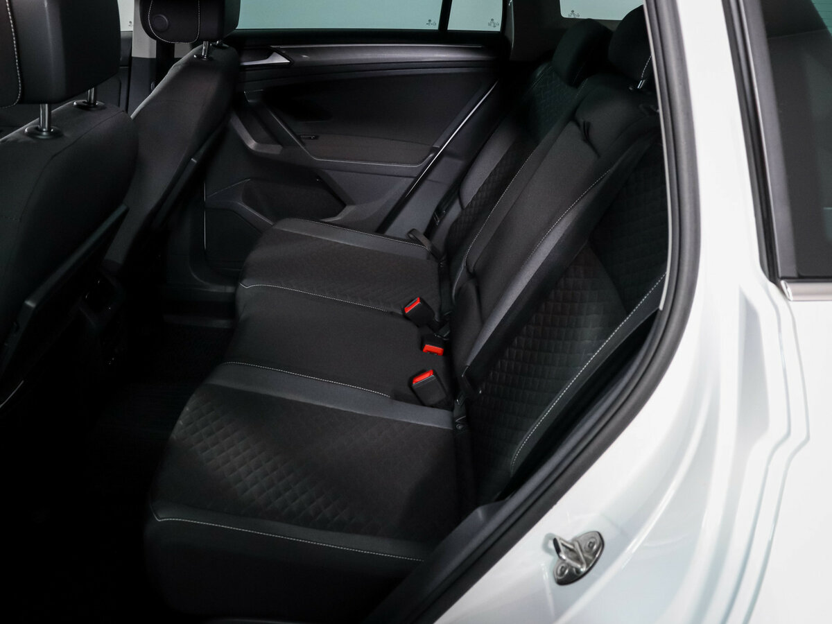Купить Volkswagen Tiguan с пробегом. Фото: #7