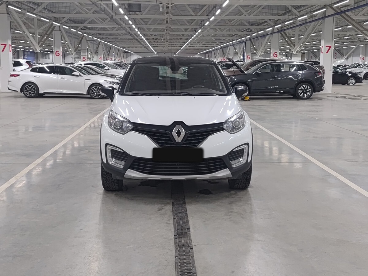 Купить Renault Kaptur с пробегом. Фото: #1