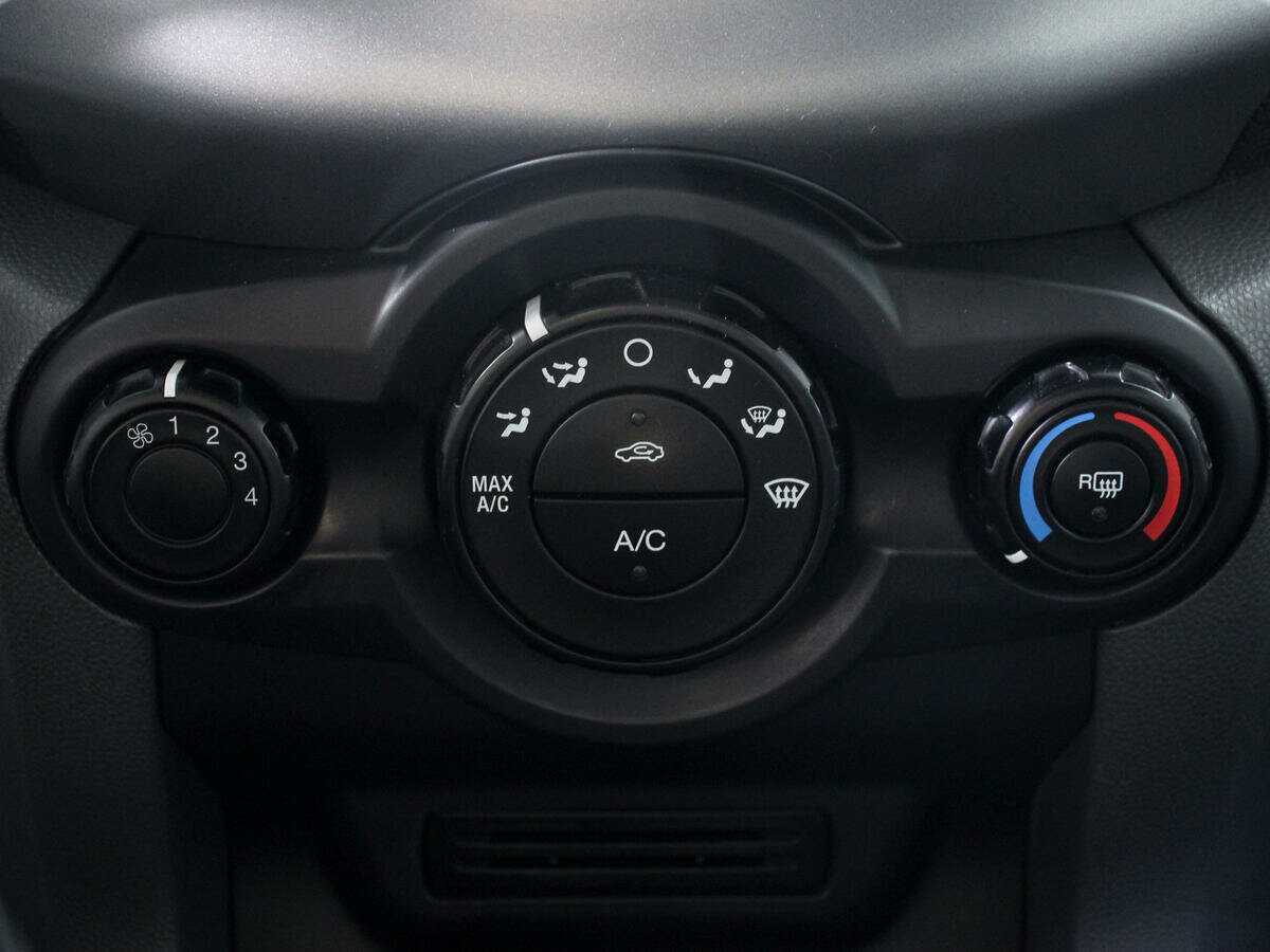 Купить Ford EcoSport с пробегом. Фото: #14