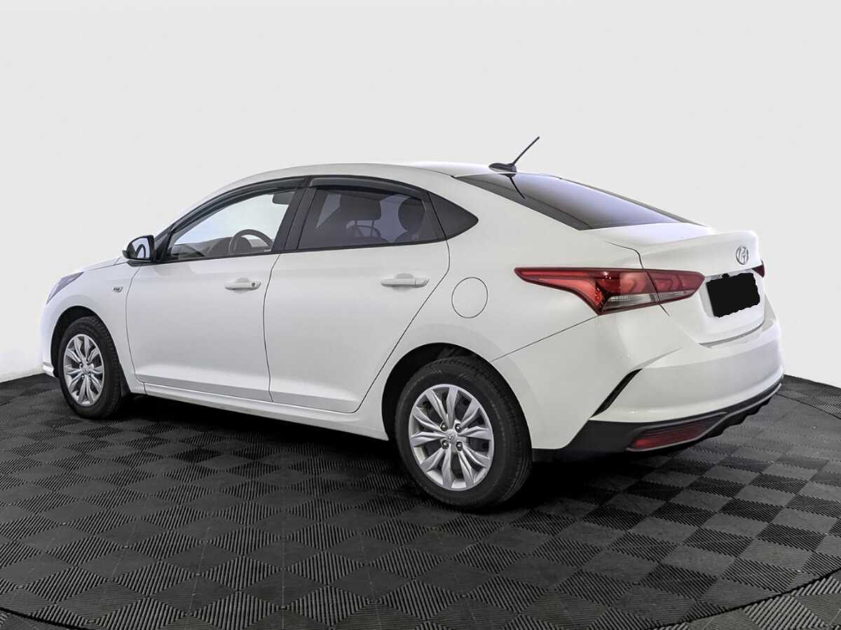 Купить Hyundai Solaris с пробегом. Фото: #6