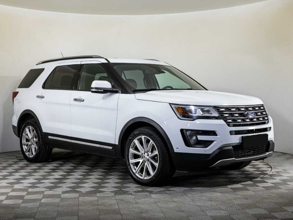 Купить Ford Explorer с пробегом. Фото: #2