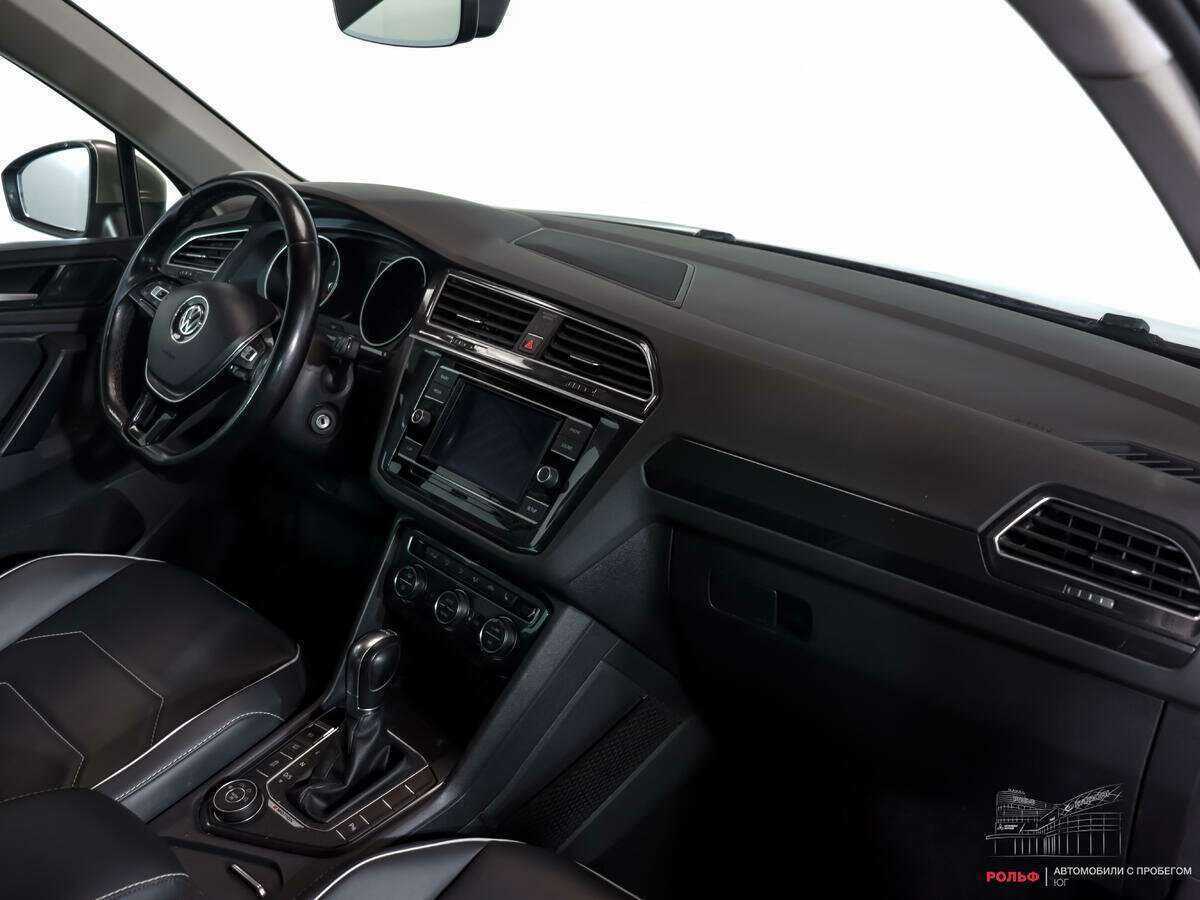 Купить Volkswagen Tiguan с пробегом. Фото: #7
