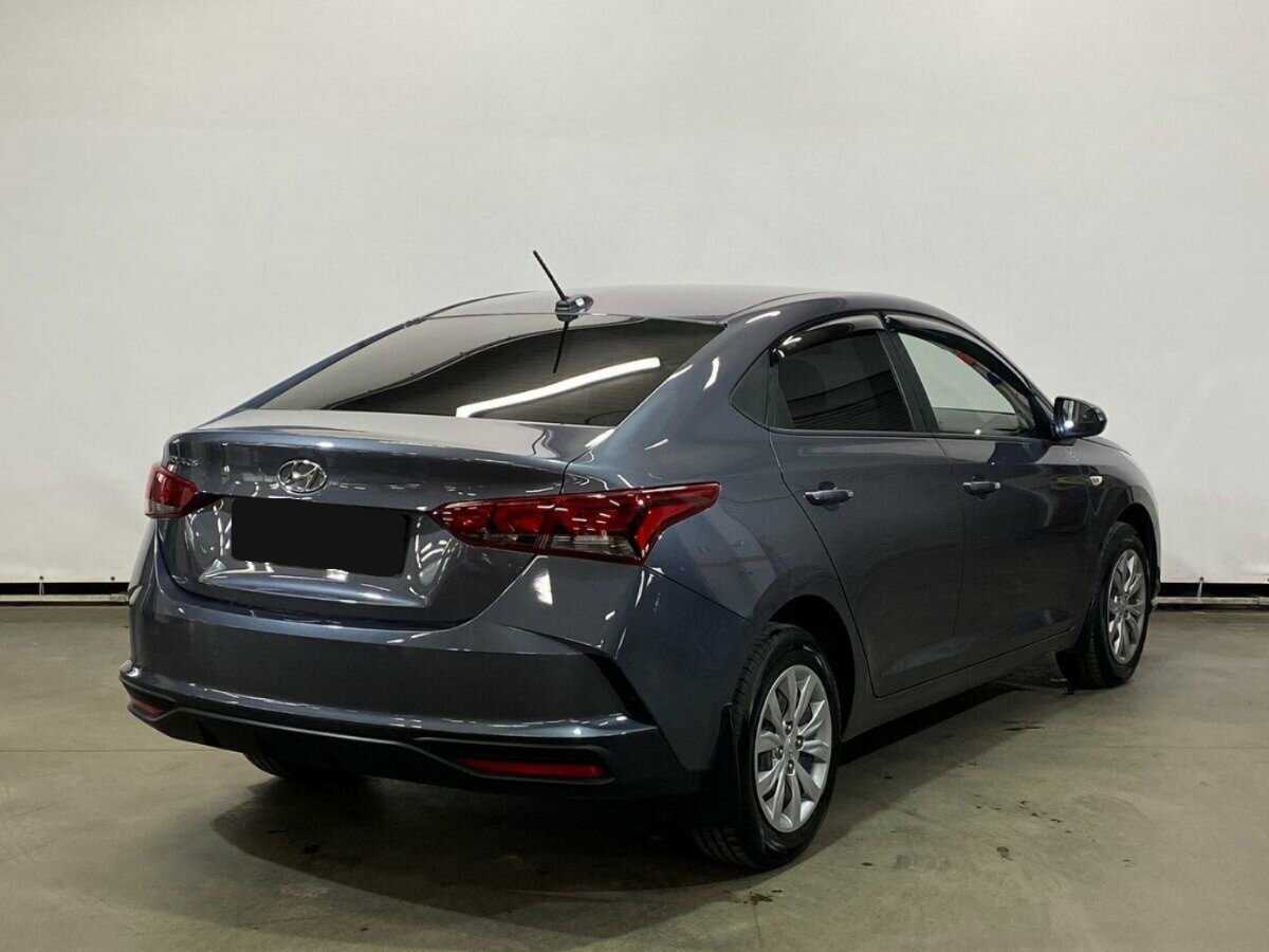 Купить Hyundai Solaris с пробегом. Фото: #4