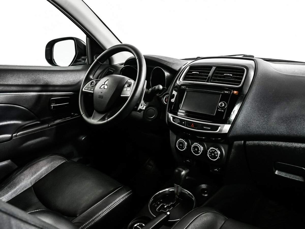 Купить Mitsubishi ASX с пробегом. Фото: #8