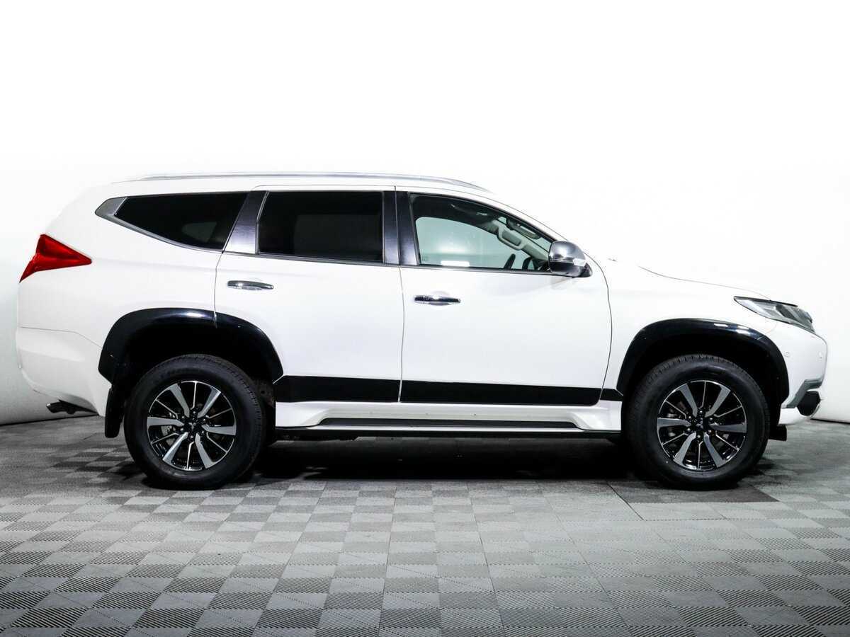 Купить Mitsubishi Pajero Sport с пробегом. Фото: #3