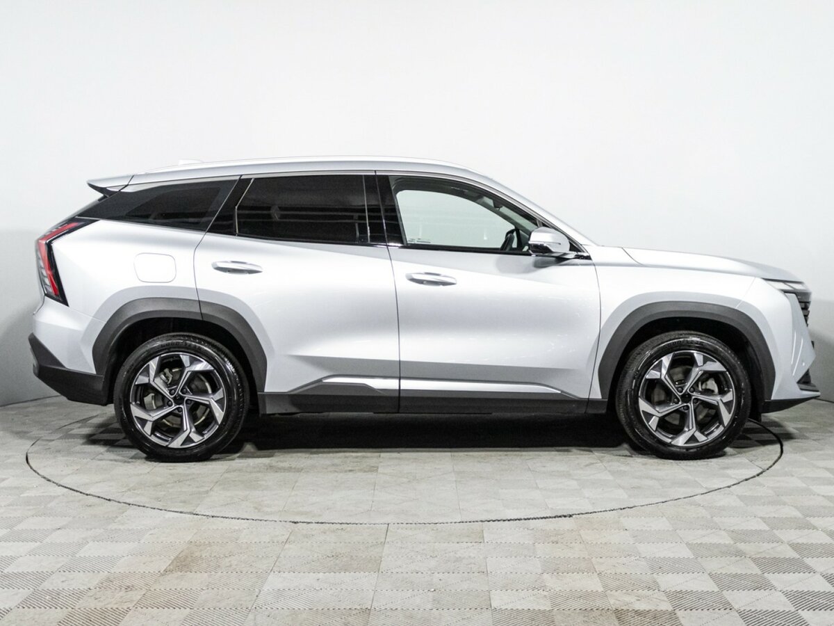 Купить Geely Atlas с пробегом. Фото: #3