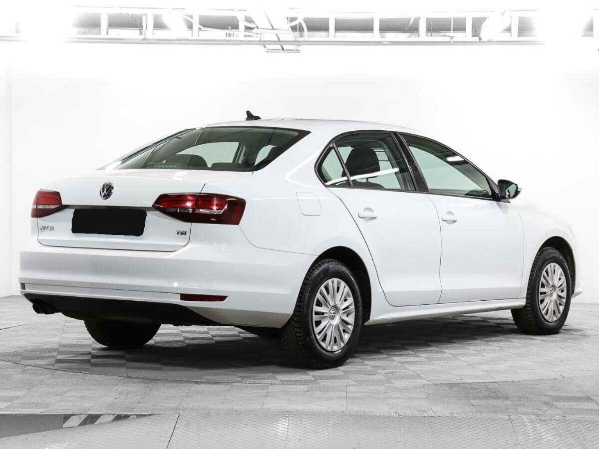 Купить Volkswagen Jetta с пробегом. Фото: #4