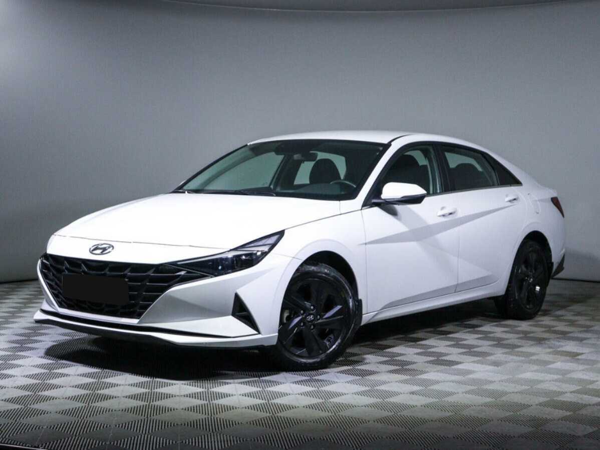 Купить Hyundai Elantra с пробегом. Посмотреть фото