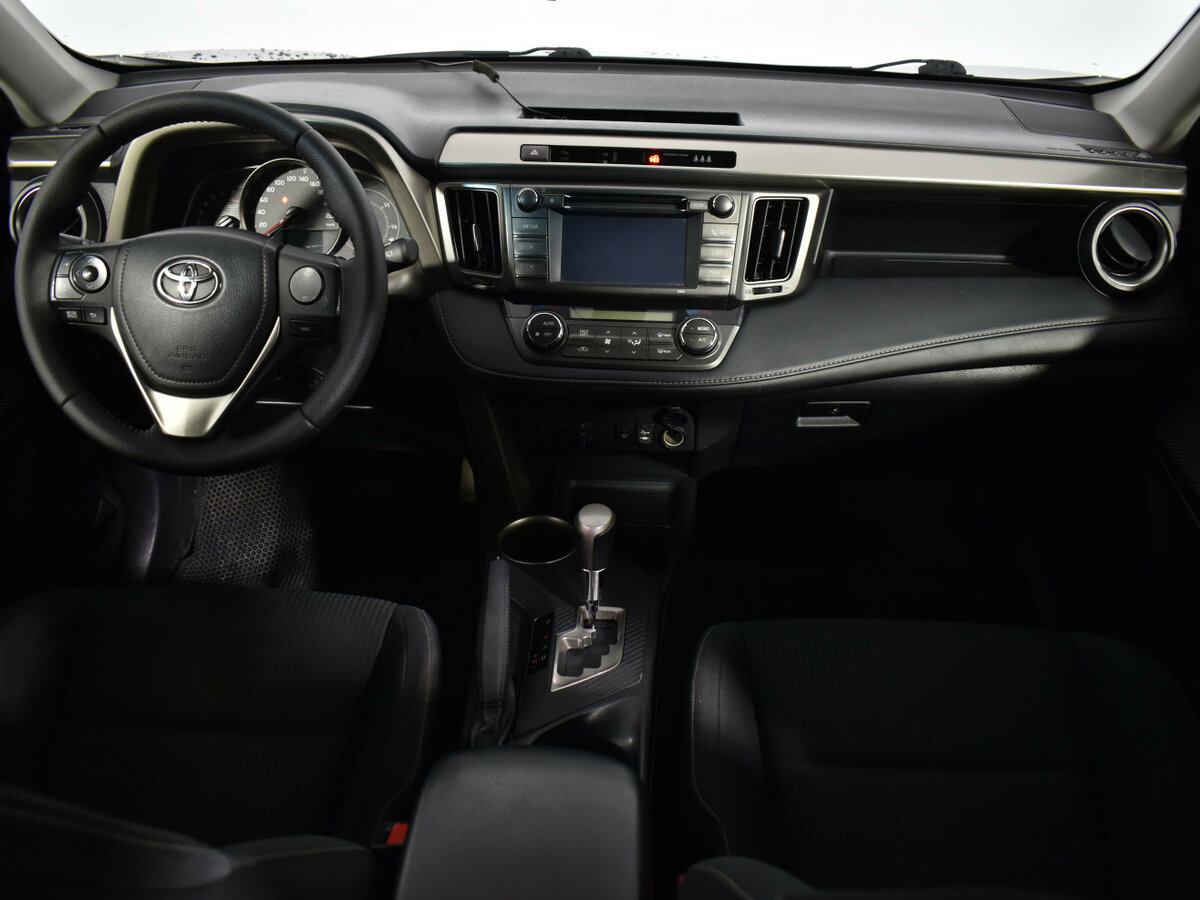 Купить Toyota RAV4 с пробегом. Фото: #13