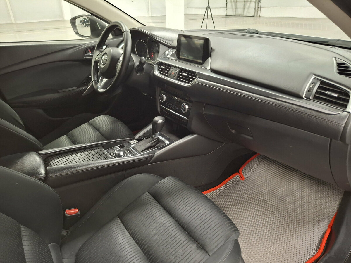 Купить Mazda 6 с пробегом. Фото: #10