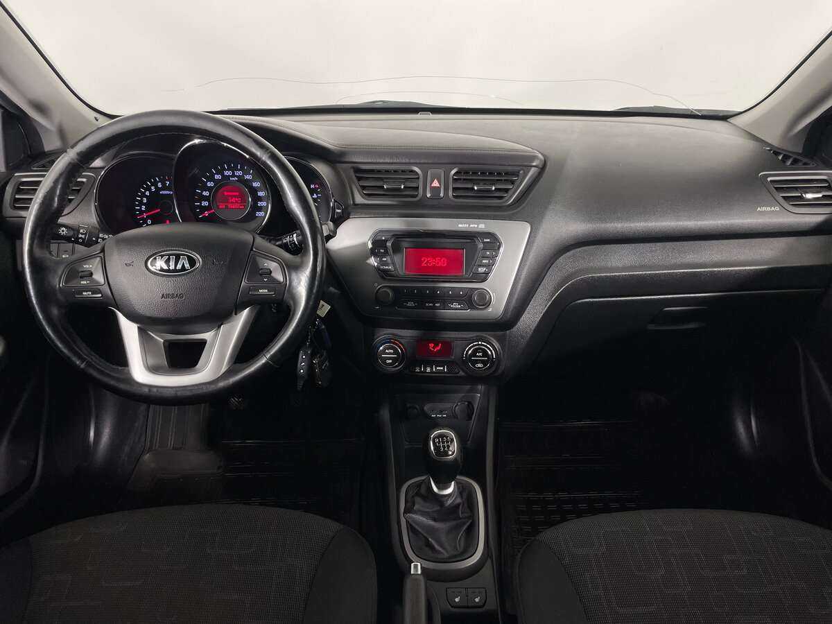 Купить Kia Rio с пробегом. Фото: #8