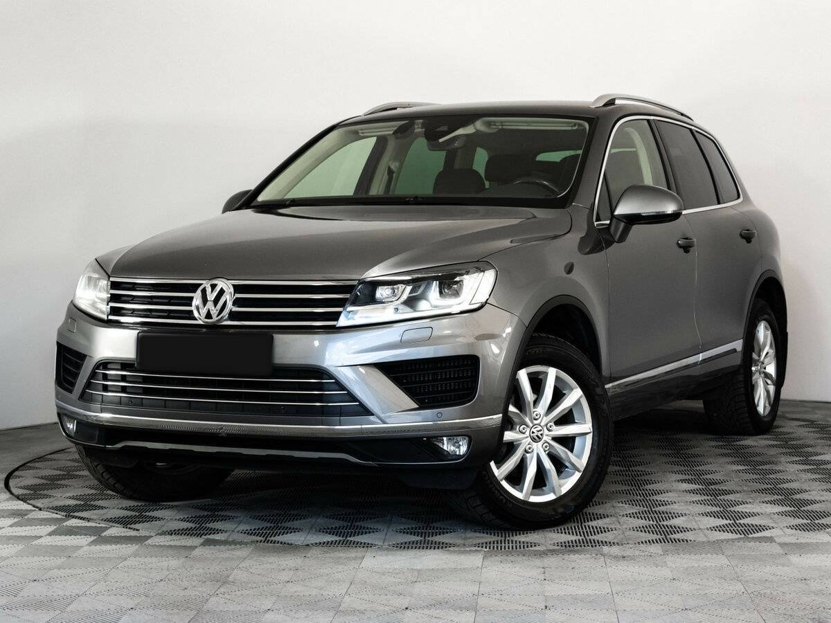 Купить Volkswagen Touareg с пробегом. Посмотреть фото