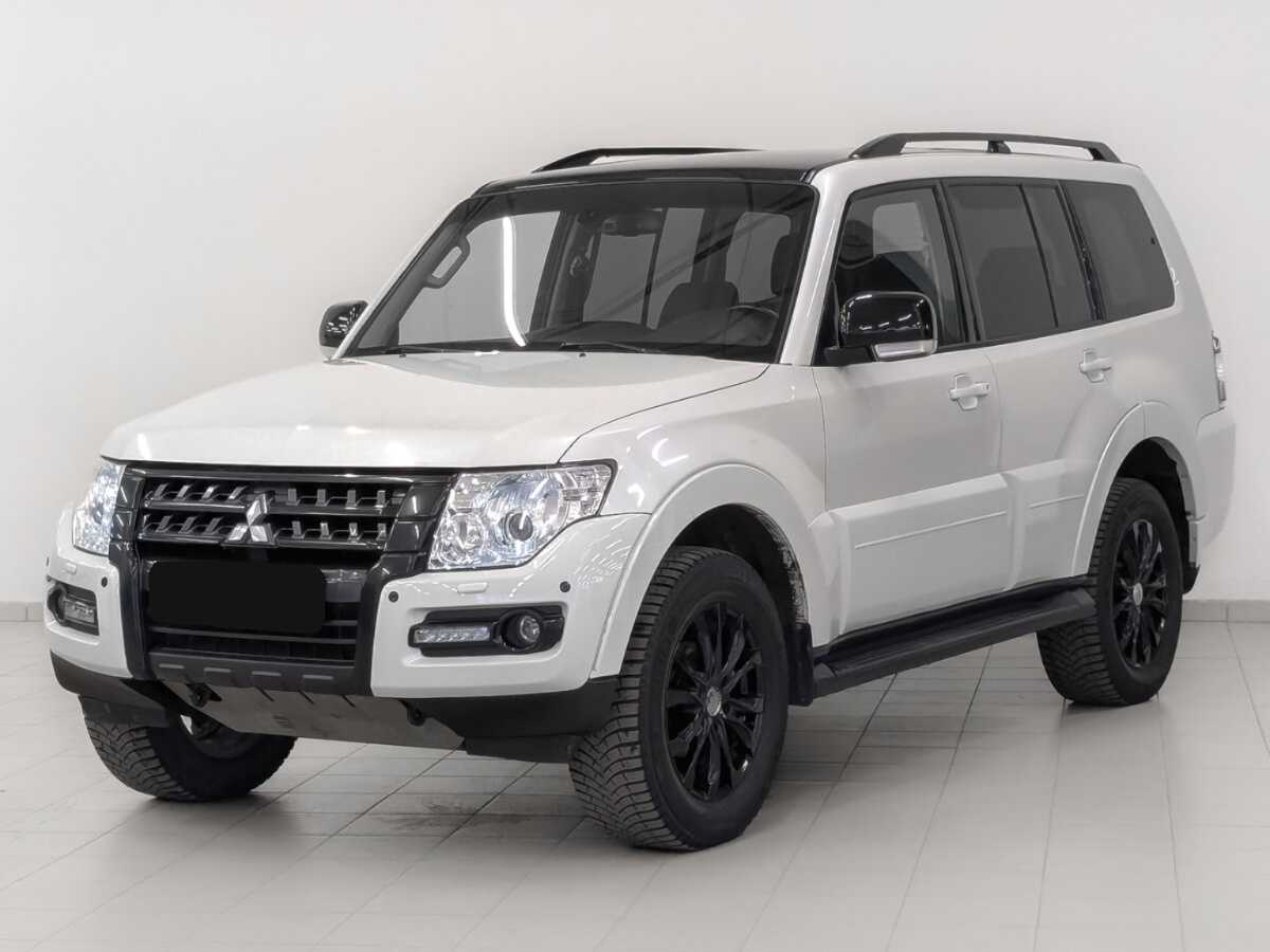 Купить Mitsubishi Pajero с пробегом. Фото: #0