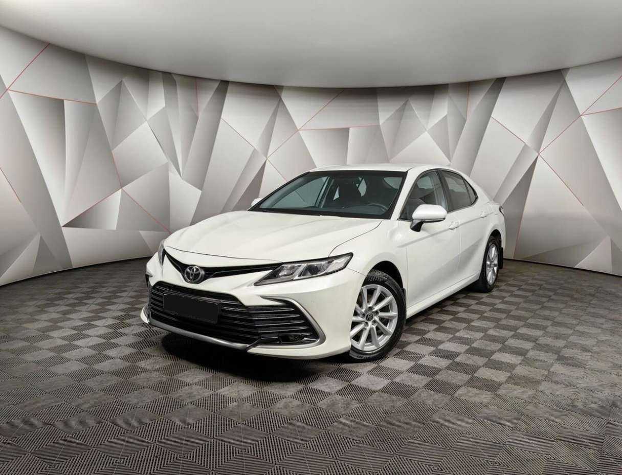 Купить Toyota Camry с пробегом. Посмотреть фото