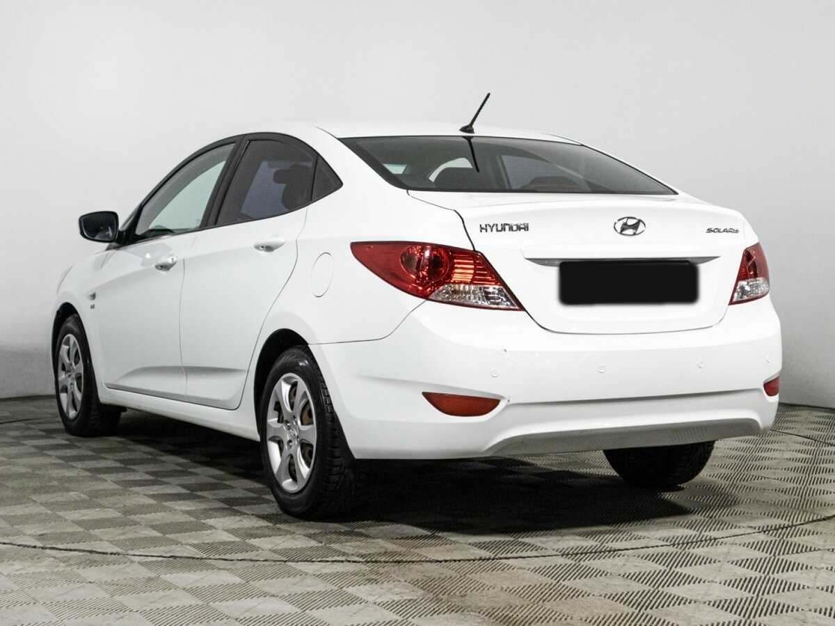 Купить Hyundai Solaris с пробегом. Фото: #6