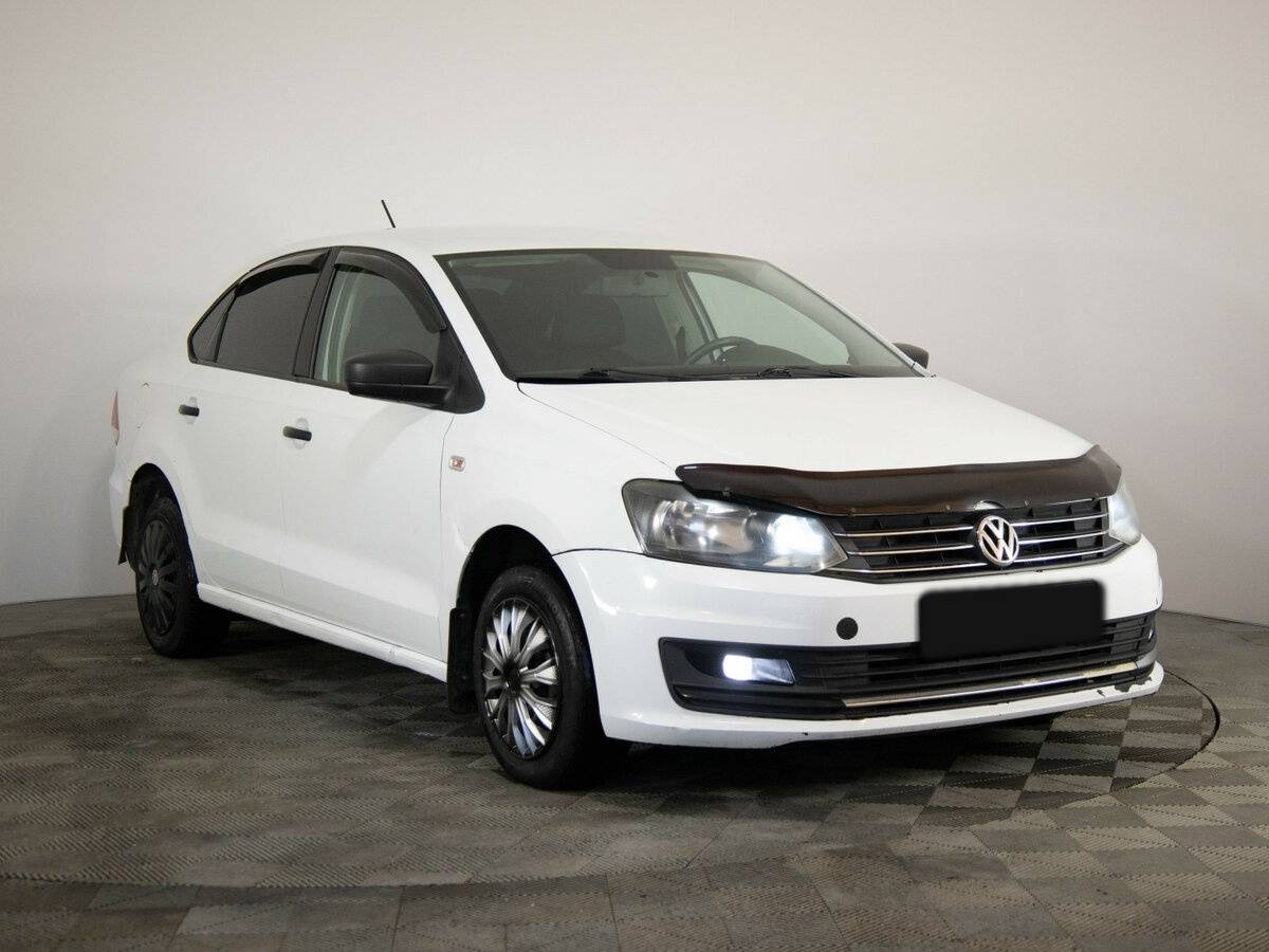 Купить Volkswagen Polo с пробегом. Фото: #2