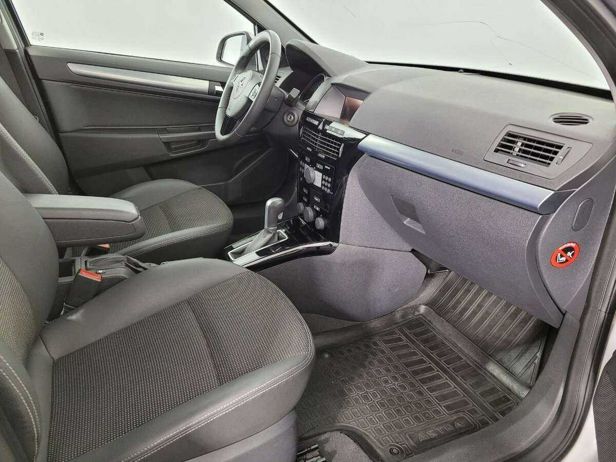 Купить Opel Astra с пробегом. Фото: #13